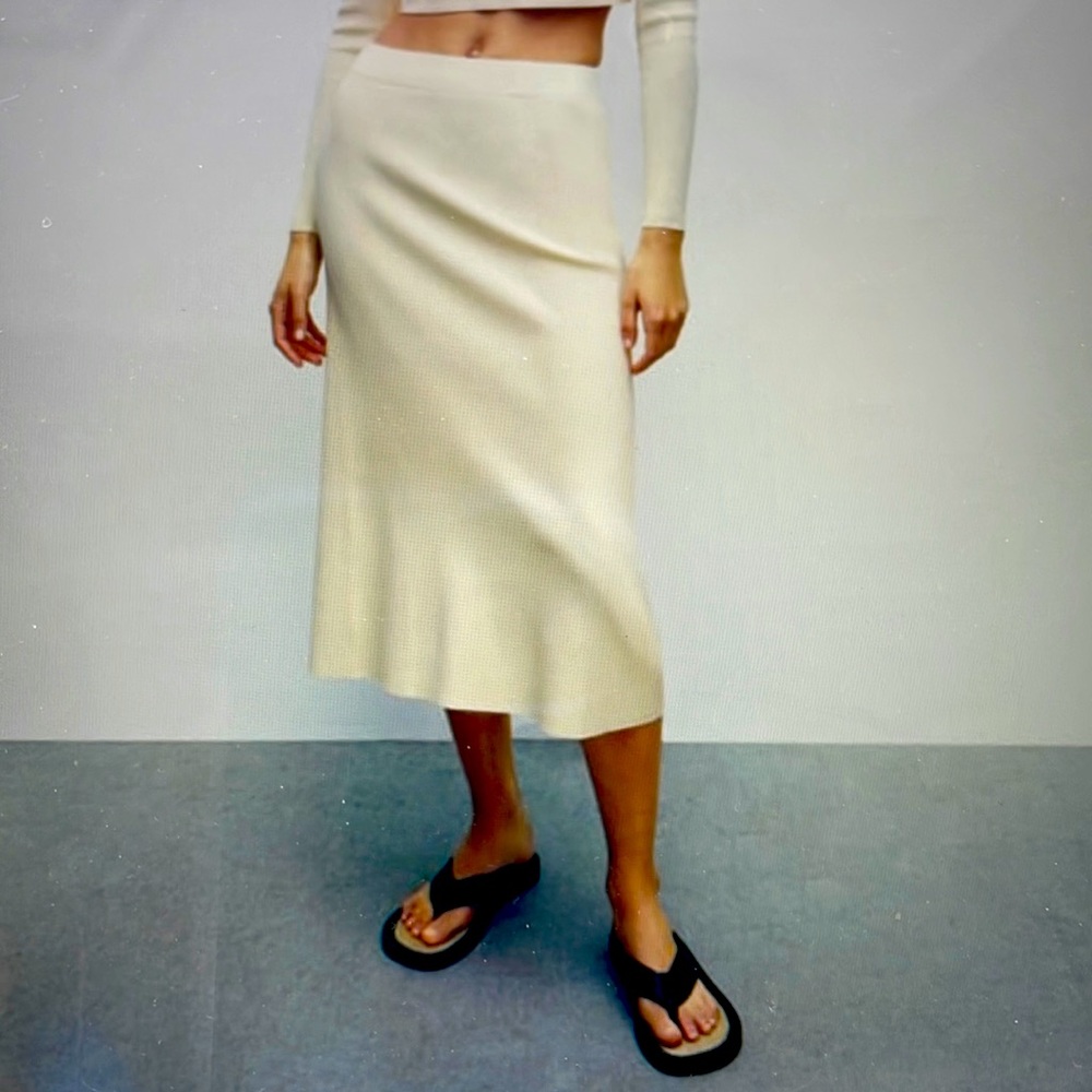 Zara A-line knit midi skirt, L 32",  nwot
